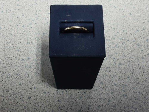Ring - Wedding Band - Yellow Gold 10k (.417) 1.7 grams Size 10.5