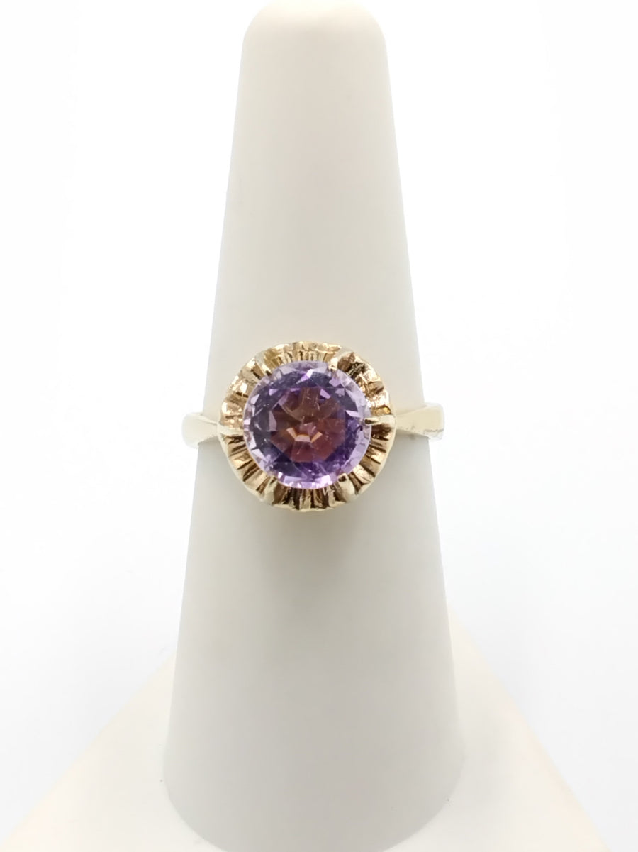 Women's Ring - Yellow Gold 14k (.585) 5.3 grams Size 7