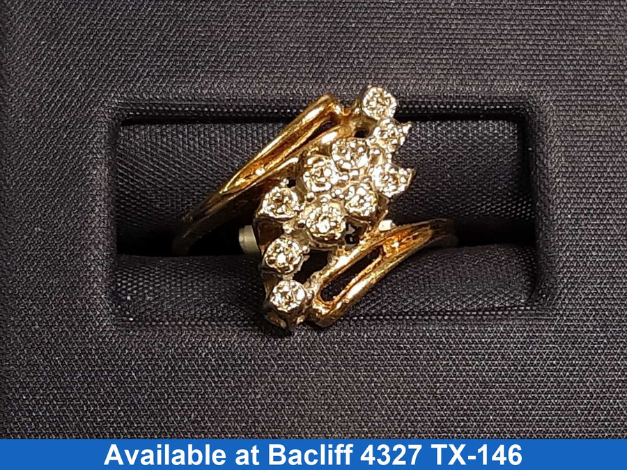 Women's Ring - Yellow Gold 10k (.417) 3.1 grams Size 6.5