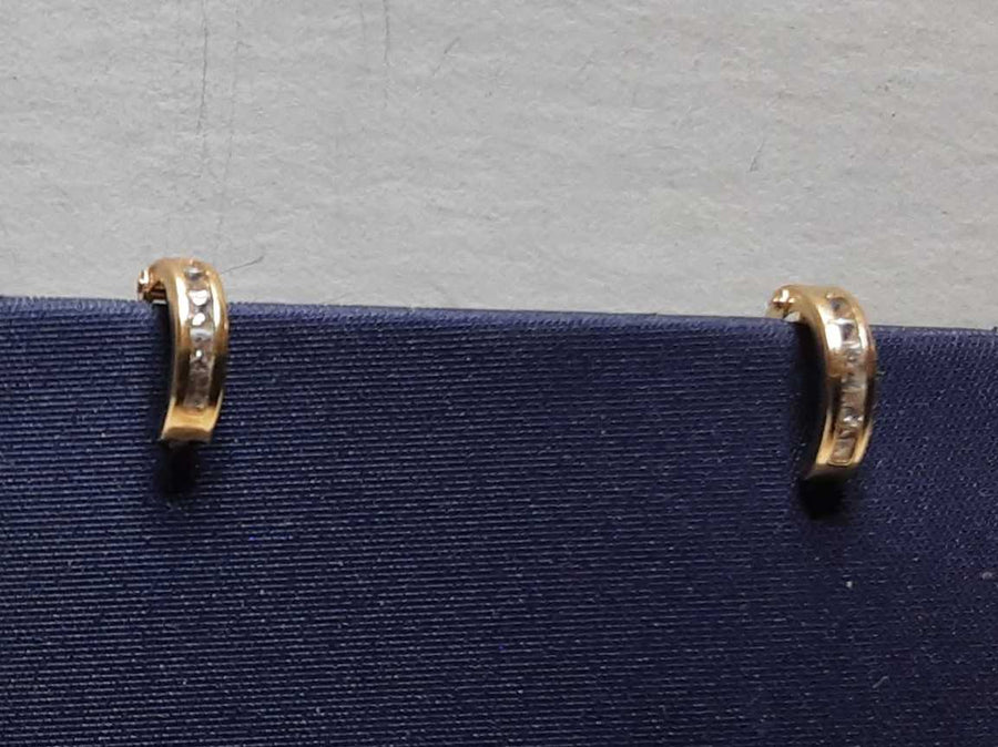 Bangle Earrings - Yellow Gold 10k (.417) 0.6 grams