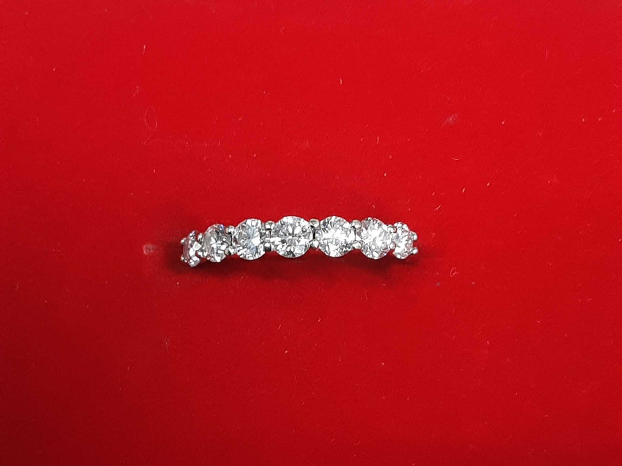 Women's Ring - White Gold 14k (.585) 2.6 grams Size 8