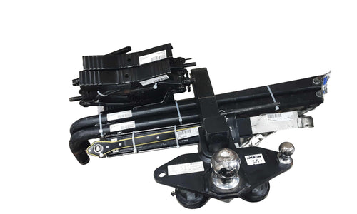 Husky Black Ski / Tow Bar
