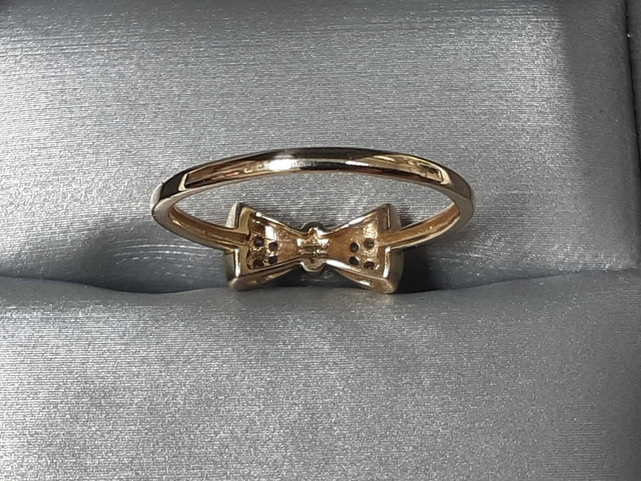 Women's Ring - Yellow Gold 14k (.585) 2.1 grams Size 7.5