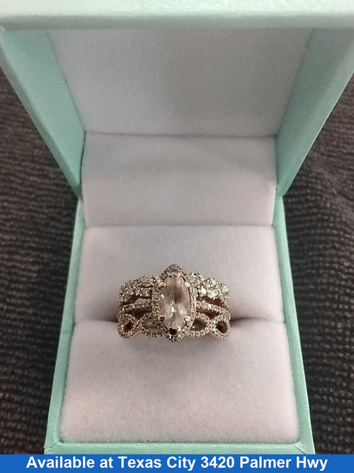 Women's Ring - Yellow Gold 14k (.585) 7.5 grams Size 5