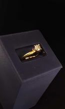 Women's Ring - Solitaire - Yellow Gold 14k (.585) 2.4 grams Size 8