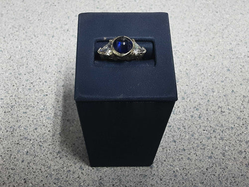 Women's Ring - Silver 7 grams Size 8.5
