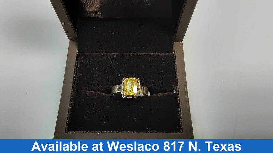 Women's Ring - Yellow Gold 10k (.417) 2.8 grams Size 8.5