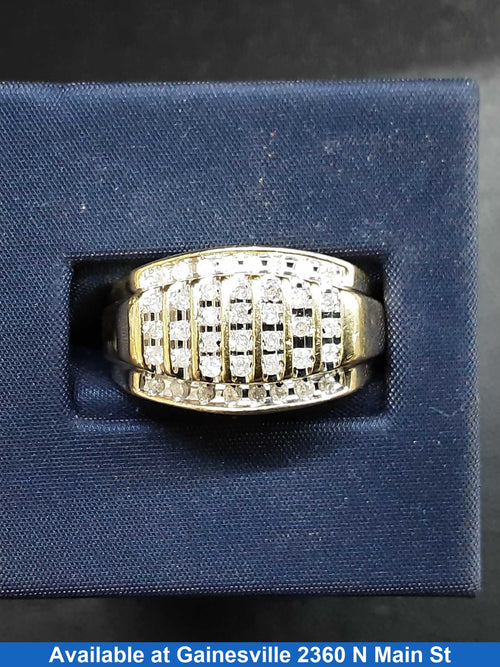 Men's Ring - Yellow Gold 10k (.417) 6.7 grams Size 11