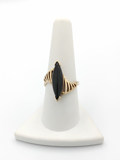 Women's Ring - Yellow Gold 10k (.417) 4 grams Size 8.5