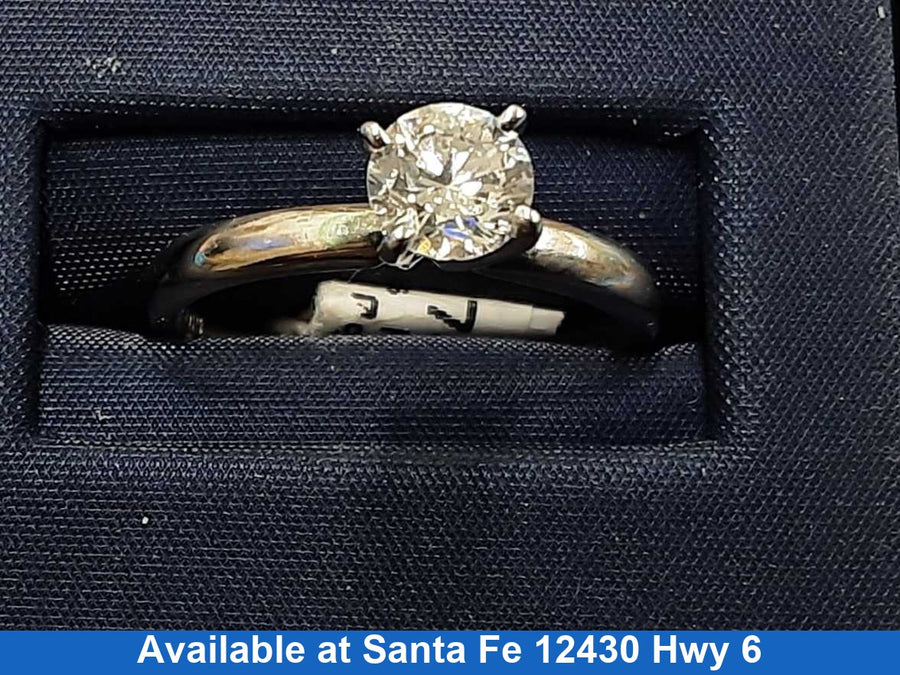 Women's Ring - Solitaire - White Gold 14k (.585) 3 grams Size 7