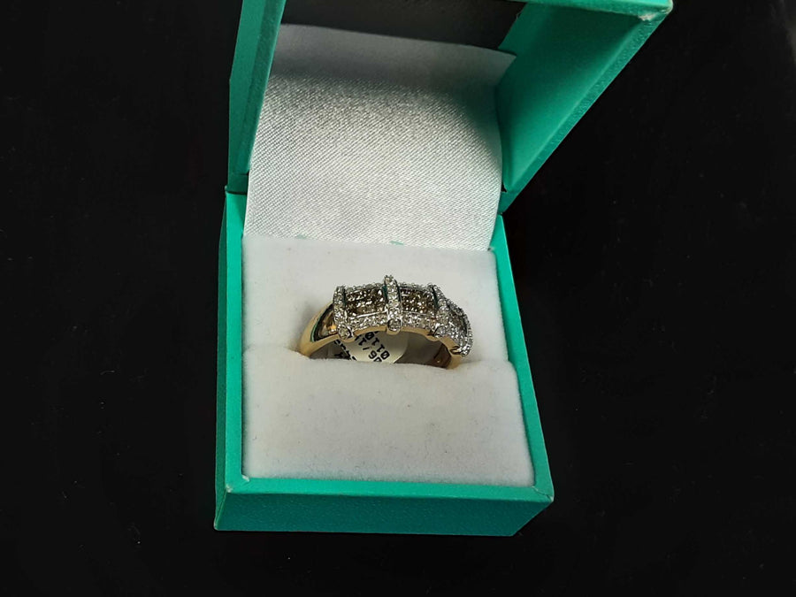 Women's Ring - Yellow Gold 10k (.417) 4.8 grams Size 11