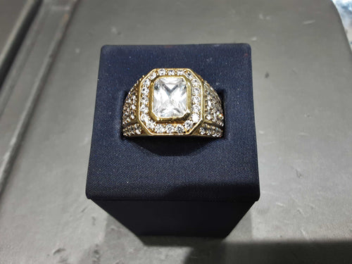 Men's Ring - Yellow Gold 10k (.417) 11.2 grams Size 14