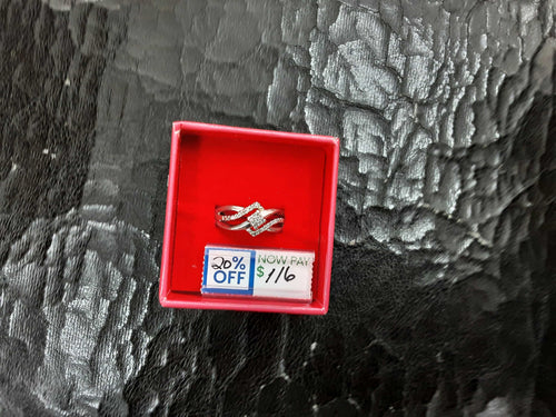 Women's Ring - Silver 3.3 grams Size 9.5