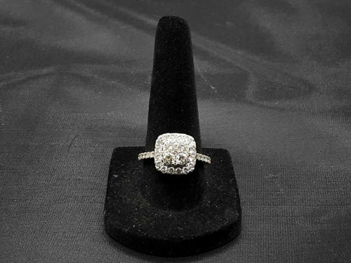 Women's Ring - White Gold 14k (.585) 4.1 grams Size 8