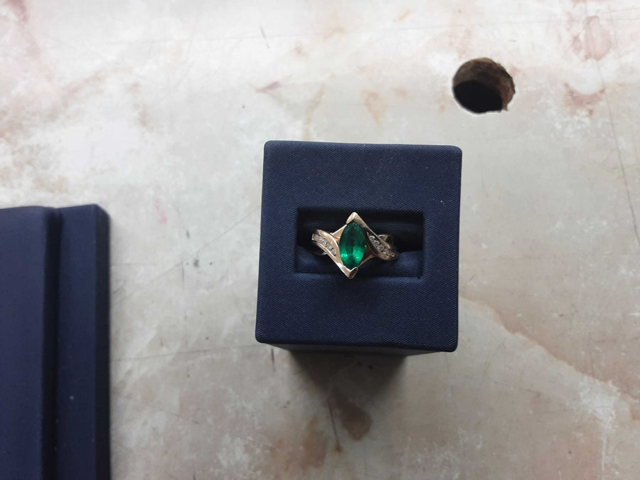 Women's Ring - Yellow Gold 10k (.417) 2.5 grams Size 20