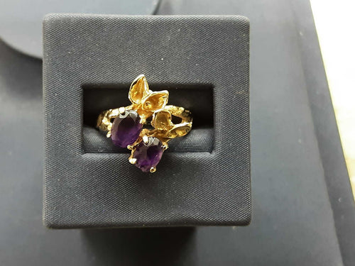Women's Ring - Yellow Gold 14k (.585) 4.2 grams Size 20