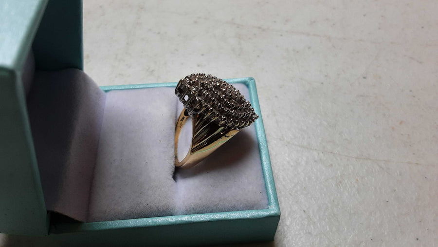 Women's Ring - Yellow Gold 10k (.417) 6.4 grams Size 8.5
