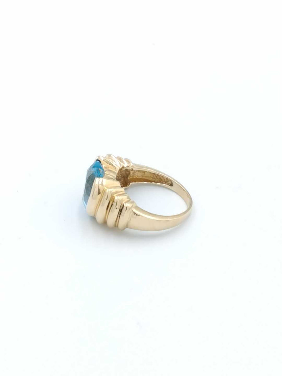 Women's Ring - Solitaire - Yellow Gold 14k (.585) 6.3 grams Size 7