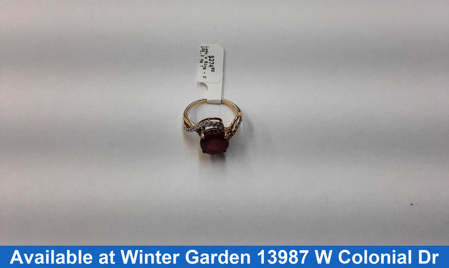 Women's Ring - Yellow Gold 10k (.417) 3.4 grams Size 7