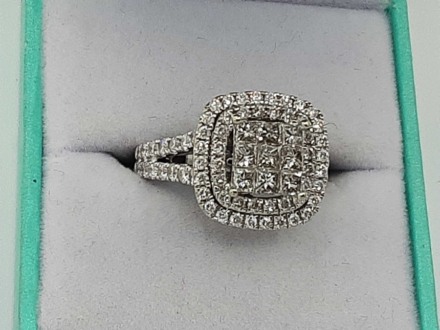 Women's Ring - White Gold 14k (.585) 6.5 grams Size 7