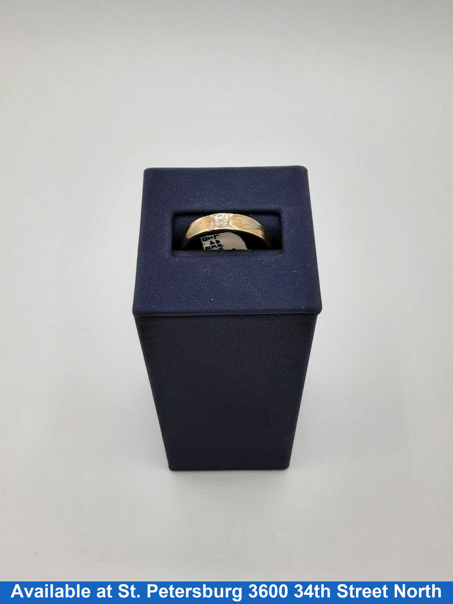 Women's Ring - Yellow Gold 14k (.585) 2.4 grams Size 10