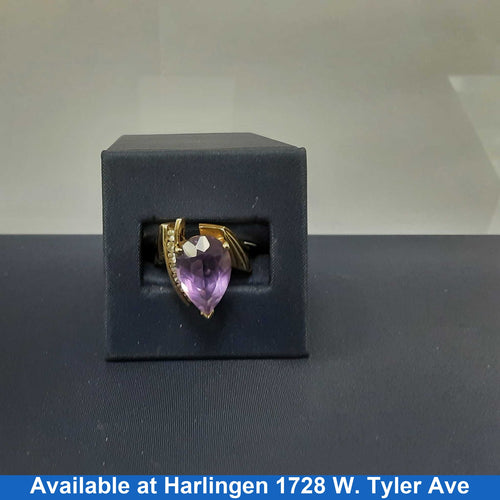 Women's Ring - Yellow Gold 10k (.417) 6 grams Size 7