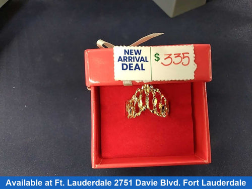 Women's Ring - Yellow Gold 14k (.585) 2.8 grams Size 9.5