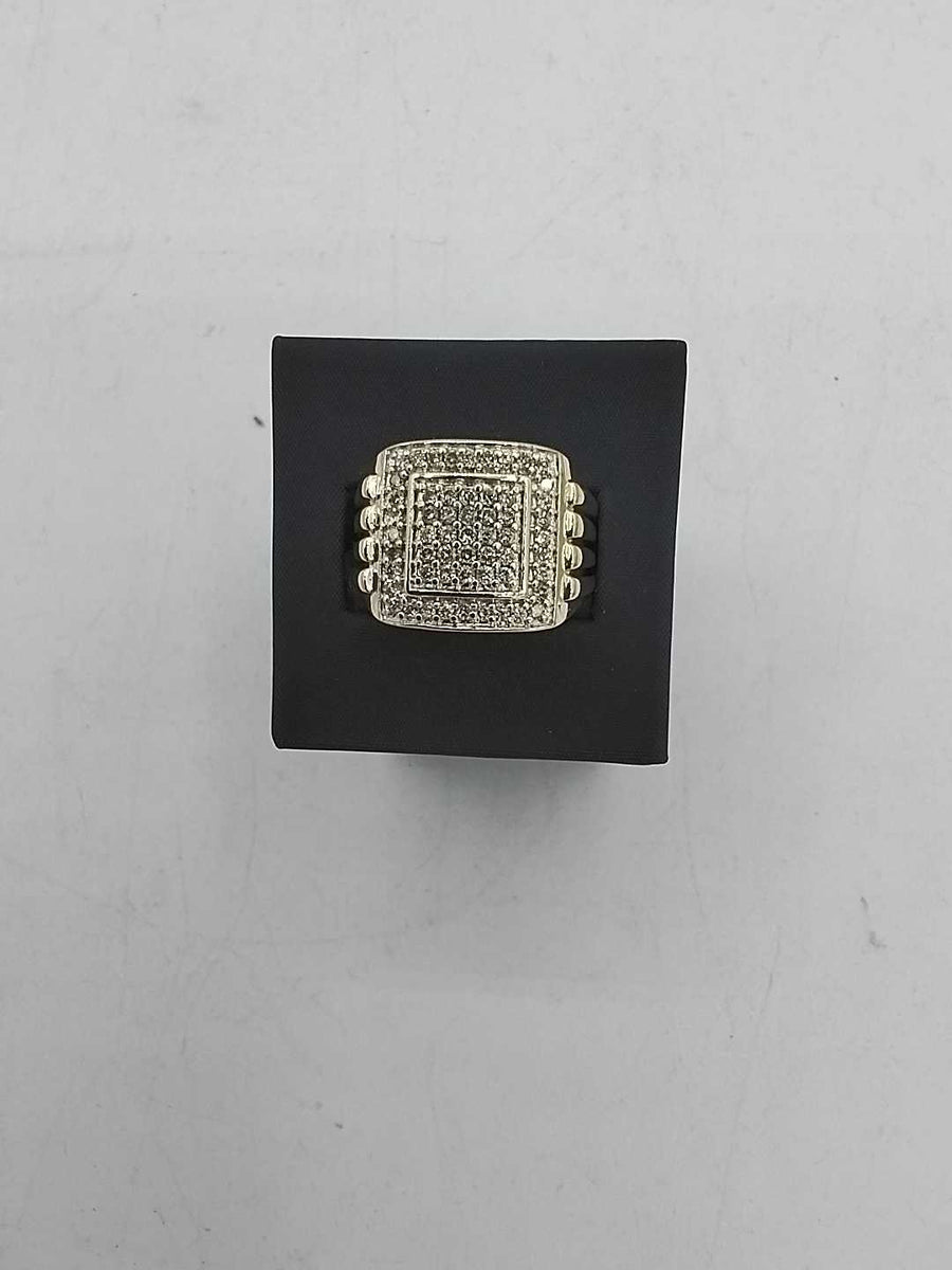 Men's Ring - Yellow Gold 10k (.417) 7.4 grams Size 10.5