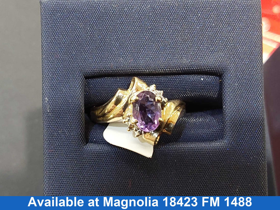 Women's Ring - Yellow Gold 10k (.417) 2.1 grams Size 7.5