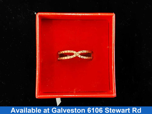 Women's Ring - Yellow Gold 14k (.585) 3.3 grams Size 8