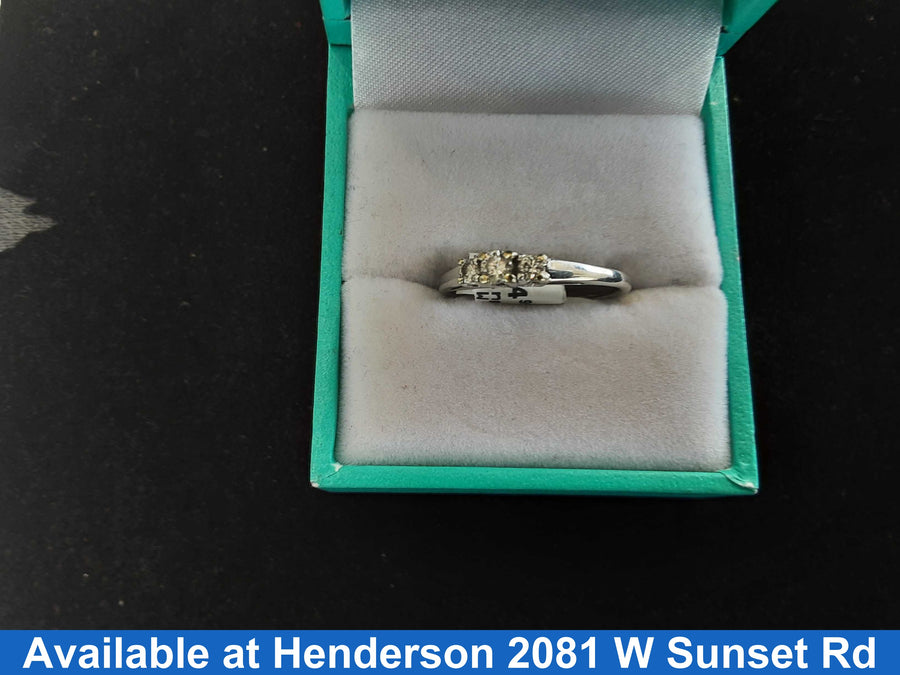 Women's Ring - Anniversary - White Gold 14k (.585) 2.1 grams Size 7