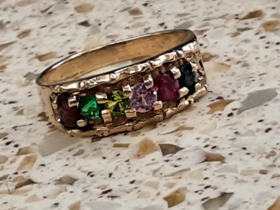 Women's Ring - Mother's - Yellow Gold 10k (.417) 3.9 grams Size 9.5