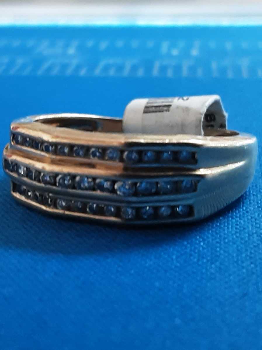 Ring - Wedding Band - Yellow Gold 10k (.417) 4.8 grams Size 10.5