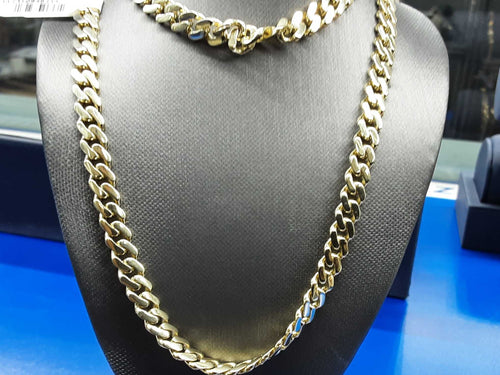 Cuban Link Chain - Yellow Gold 10k (.417) 16.6 grams 20 inch