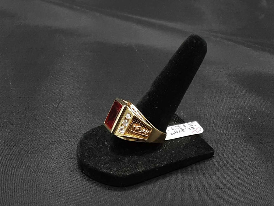 Men's Ring - Yellow Gold 14k (.585) 9.7 grams Size 10