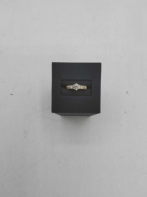 Women's Ring - Solitaire - Yellow Gold 14k (.585) 3.4 grams Size 7.5