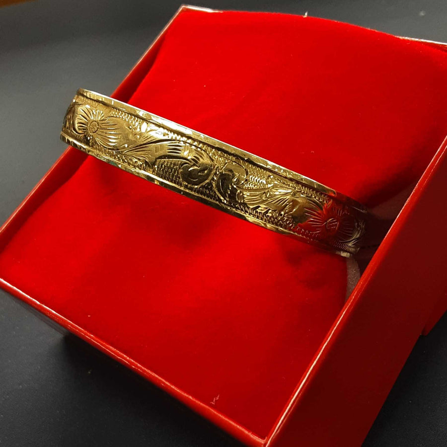 Bangle Bracelet - Yellow Gold 10k (.417) 27.7 grams 4 inch