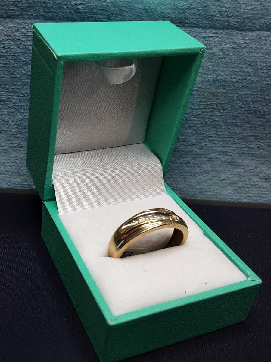 Ring - Wedding Band - Yellow Gold 10k (.417) 2.7 grams Size 10.5