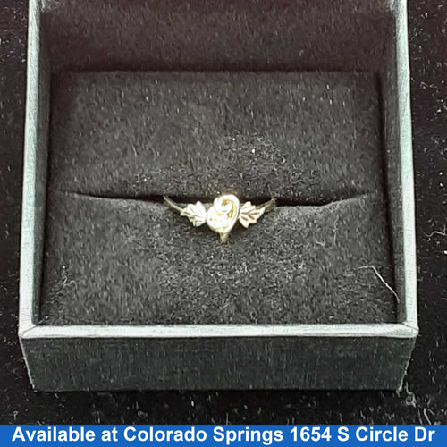 Women's Ring - Yellow Gold 10k (.417) 1.4 grams Size 7.5