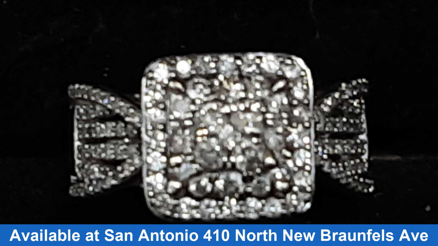 Women's Ring - White Gold 10k (.417) 6.1 grams Size 8.5