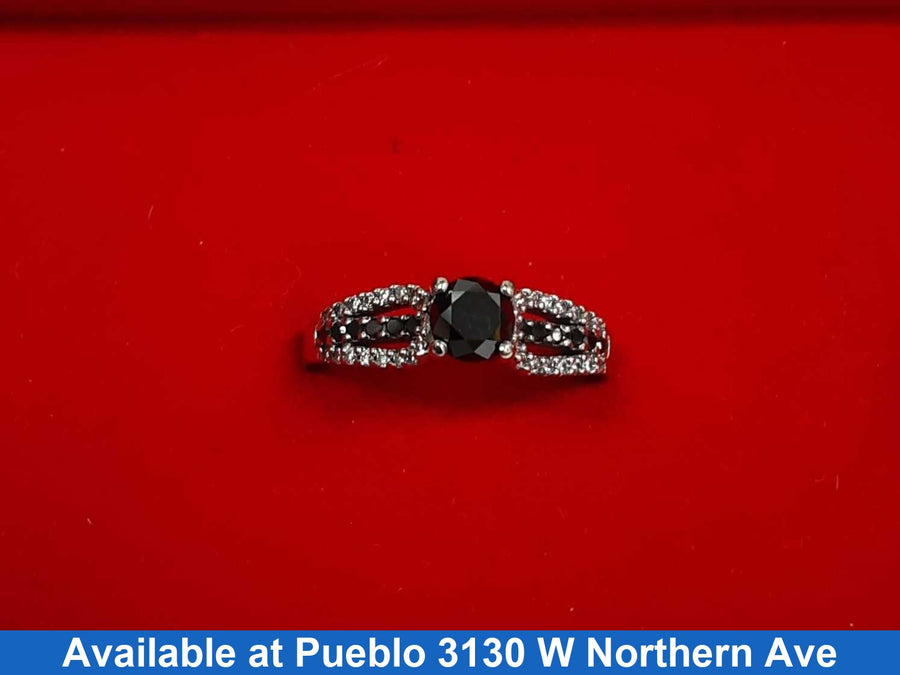 Women's Ring - White Gold 14k (.585) 3.6 grams Size 8.5