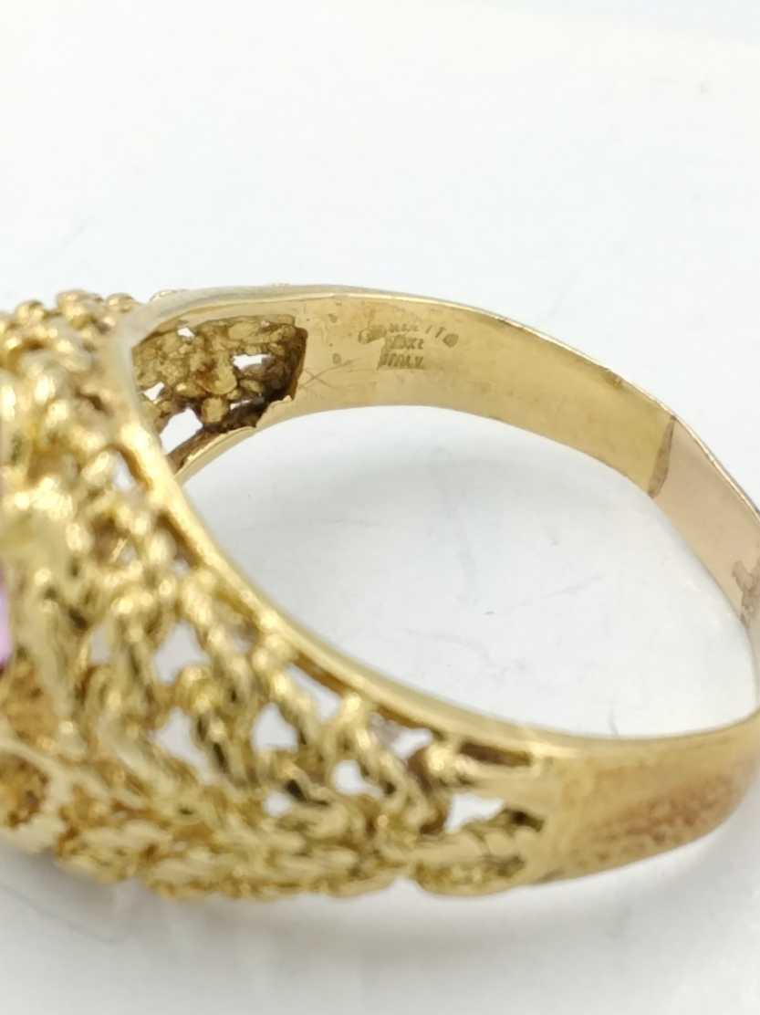 Women's Ring - Yellow Gold 14k (.585) 5.5 grams Size 8.5