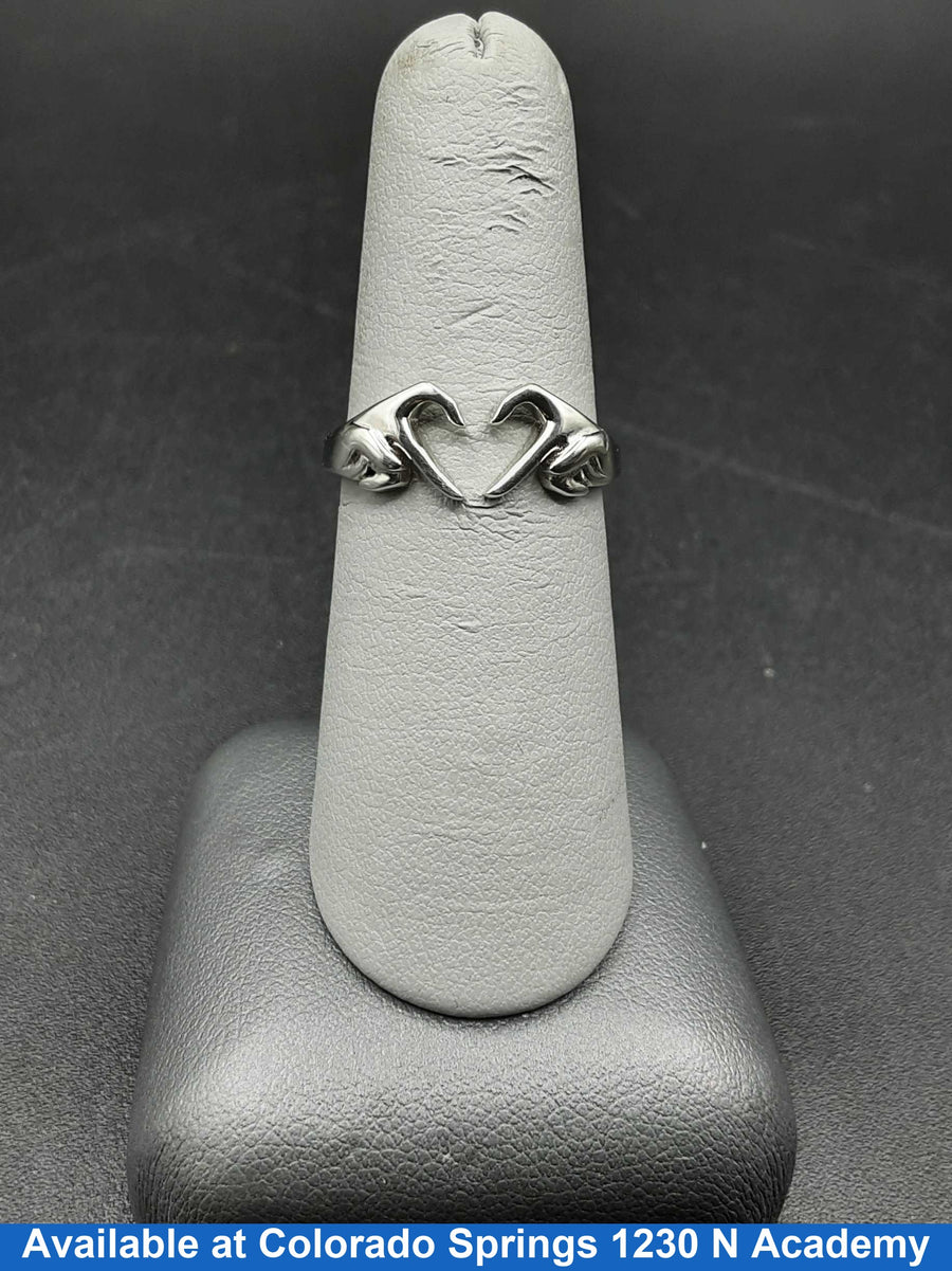 Women's Ring - Silver 2.7 grams Size 7