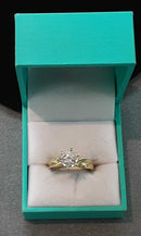 Women's Ring - Solitaire - Yellow Gold 14k (.585) 3.7 grams Size 8.5