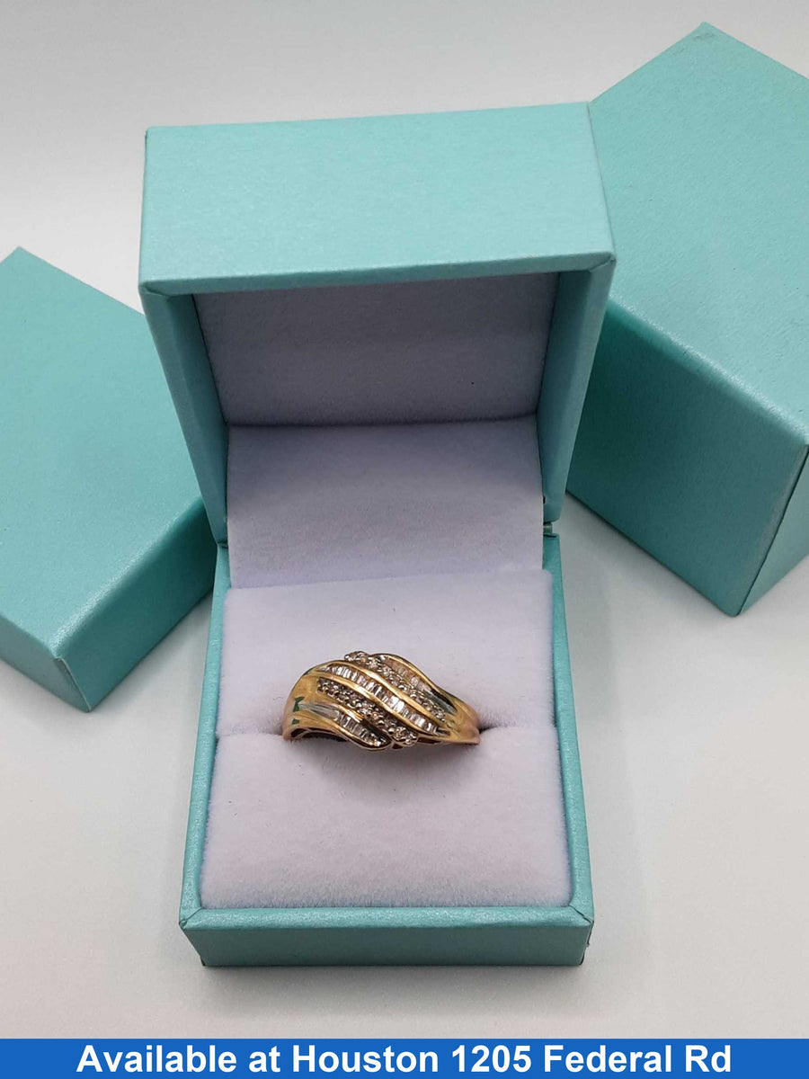 Women's Ring - Yellow Gold 10k (.417) 3.9 grams Size 9.5