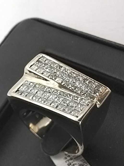 Men's Ring - White Gold 10k (.417) 30.6 grams Size 10