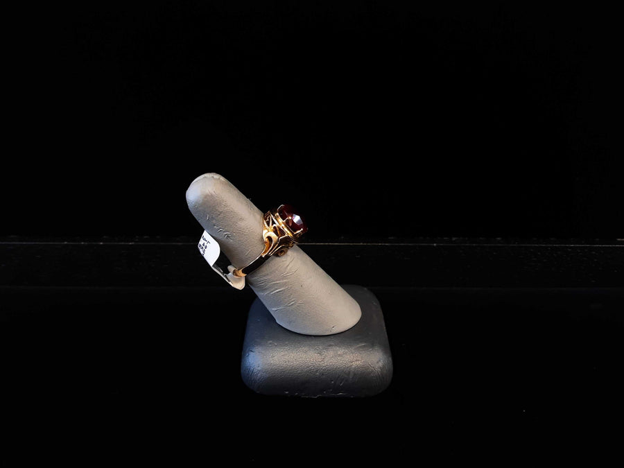 Women's Ring - Yellow Gold 14k (.585) 3.2 grams Size 7