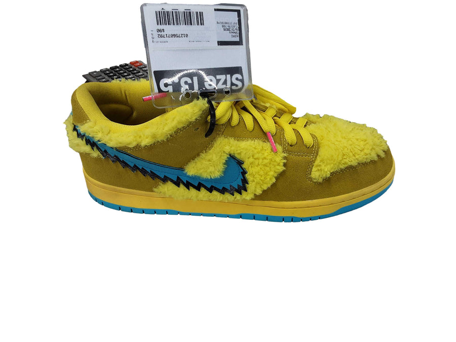 Nike Cj5378-700 Yellow