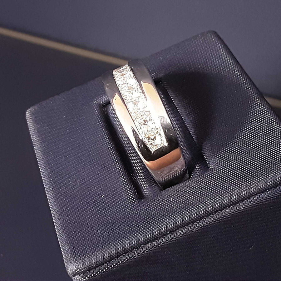 Women's Ring - Anniversary - Fancy Anniversary Band