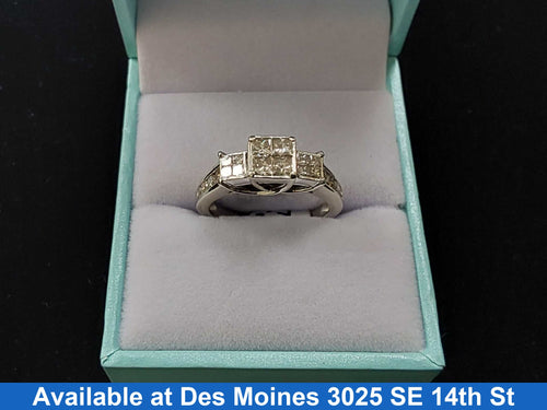 Women's Ring - White Gold 10k (.417) 3.6 grams Size 7.5